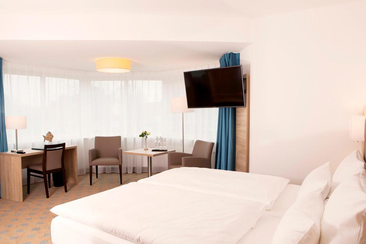 Hotel Frisia Leer Exterior photo