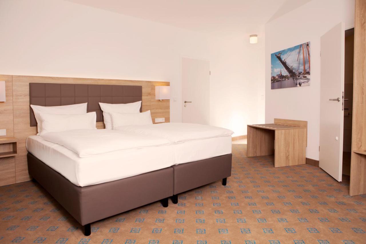 Hotel Frisia Leer Exterior photo
