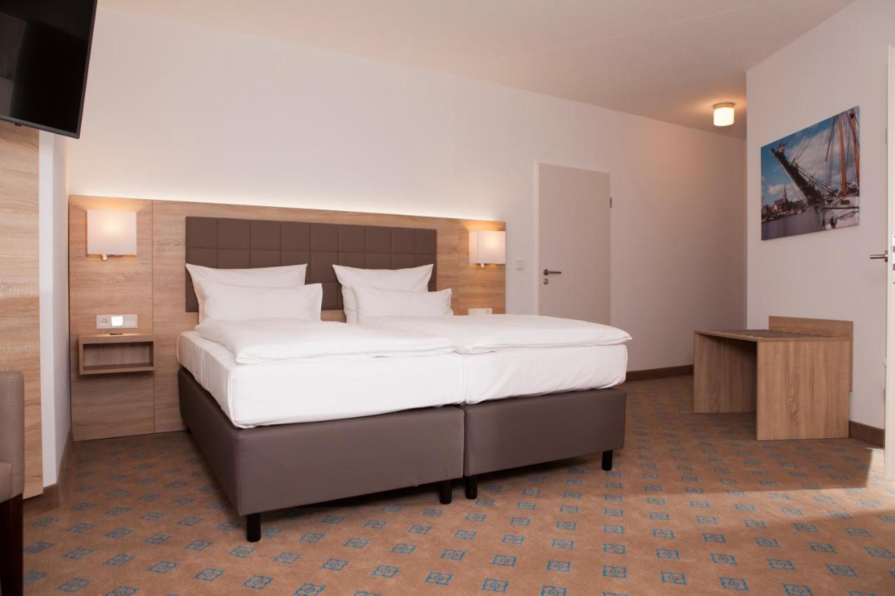 Hotel Frisia Leer Exterior photo